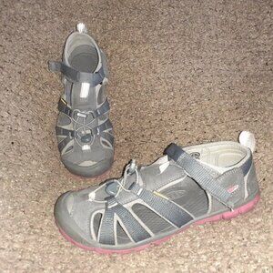 KEEN-CNX Washable Footwear Sandals-GRAY/PINK-37 EU-6.5/7 Women-Near Mint